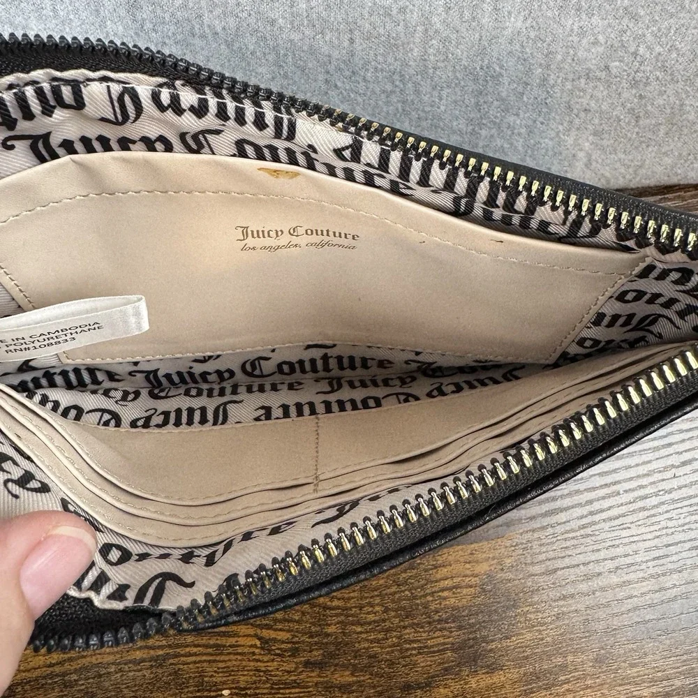 Juicy‎ Couture Logo Zip Lined Clutch Wristlet Wallet Black Clean PreOwned